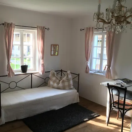 Kellerstöckl am veganen Bio-Lebenshof Varm - die vegane Farm - nur für Hundefreunde und Naturliebhaber empfohlen !! Sulb Exterior foto